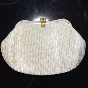 Clutch purse